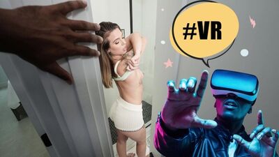 Fucking Your Sexy PAWG Roommate Lucky Anne In VR